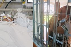 Người mẹ khóc ngất, vái lạy ngoài phòng ICU xin sự sống cho con trai u não