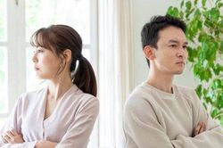 Trước khi đăng ký kết hôn, chồng chưa cưới tiết lộ bí mật khiến tôi sụp đổ