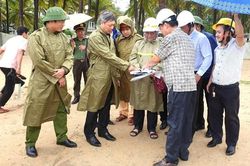Quảng Nam gia cố bờ biển Cửa Đại phòng chống bão số 4