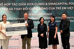 Hơn 1,1 tỷ đồng giúp đỡ trẻ em kém may mắn