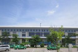 5 sân bay tạm đóng cửa do bão số 4