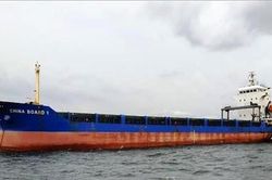 Cứu hộ 14 thuyền viên tàu nước ngoài gặp nạn trên vùng biển TT-Huế