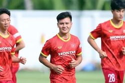 Quang Hải muốn thi đấu cho ĐT Việt Nam ở AFF Cup, đợi ý kiến của Pau