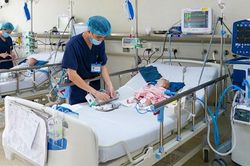 Trẻ mắc virus Adeno tăng cao, Hà Nội lên phương án ứng phó