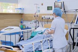 Cung ứng đủ thuốc thiết yếu, duy trì phòng chống dịch cuối năm