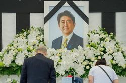 Hàng ngàn khách dự Quốc tang cố Thủ tướng Nhật Abe Shinzo
