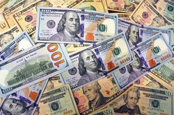 Giới chức FED để ngỏ khả năng tăng lãi suất để kiềm chế lạm phát