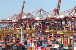 Tổng giám đốc WTO cảnh báo sắp xảy ra suy thoái toàn cầu
