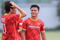 Chuyên gia: 'Quang Hải về đá AFF Cup, cơ hội ở Pau FC sẽ chấm dứt'