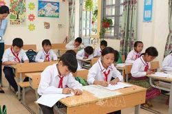 Lai Châu: Thiếu giáo viên tiếng Anh và tin học
