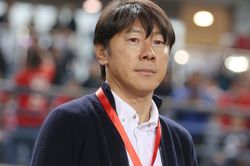 PSSI muốn giữ chân HLV Shin Tae-yong