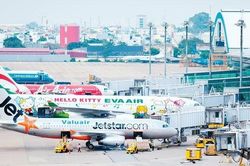 Cục Hàng không Việt Nam mở cửa trở lại 9/10 sân bay sau bão Noru