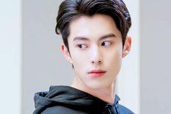 Vương Hạc Đệ khiến dân tình chết lặng vì khoảnh khắc ở bẩn, cực mất vệ sinh
