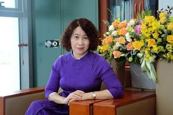 Kinh tế Việt Nam bật dậy mạnh mẽ, vững vàng trong sóng gió