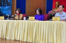 Nhóm dịch vụ y tế chưa tăng giá, giáo dục giảm, giúp hạ nhiệt CPI