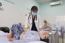 Khi nào nên test nhanh phát hiện sốt xuất huyết?