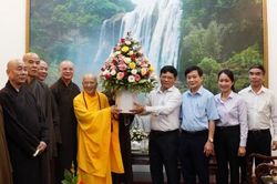 Chính trị - Xã hội Chính trị - Xã hội Lãnh đạo Ủy ban MTTQ Việt Nam tỉnh đón tiếp và thăm chức sắc tôn giáo