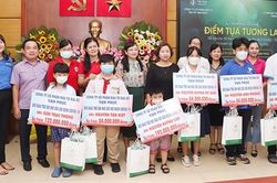 Van Phuc Group tài trợ hơn 6 tỷ đồng đỡ đầu 50 trẻ mồ côi do dịch COVID- 19