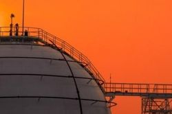 IEA: Thị trường LNG sẽ thắt chặt hơn nữa vào năm 2023