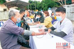 Chăm sóc đời sống người cao tuổi