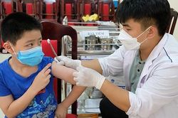 Hàng loạt tỉnh, thành nào đang tiêm vaccine COVID-19 thấp, chậm?