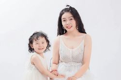 Câu chuyện phía sau hình ảnh nữ shipper cùng con nhỏ đi giao hàng