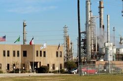 Chevron tăng công suất chế biến dầu thô