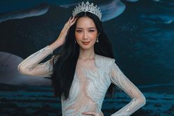 Á hậu Bảo Ngọc diện đầm xẻ tà cao khi nhận sash Miss Intercontinental 2022