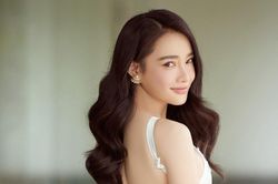 Nhã Phương tiết lộ kỷ niệm day dứt với Trường Giang: 'Tôi chửi ổng xong thấy sai quá'