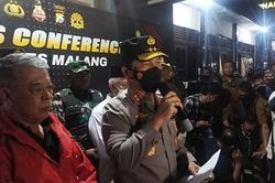 Bộ trưởng Indonesia: 'Cảnh sát bị ép dùng hơi cay'