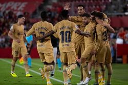 Mallorca 0-1 Barcelona: Lewandowski lại tỏa sáng, Barcelona lên đầu bảng La Liga