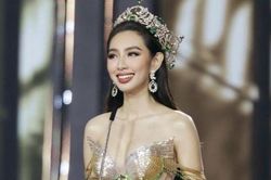 Thùy Tiên bật khóc ở chung kết Hoa hậu Hòa bình Việt Nam