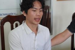 Bắt gã côn đồ manh động, hai cán bộ Công an bị chém trọng thương