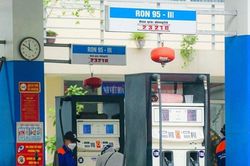 Giá xăng dầu trong nước không phản ánh đúng chi phí kinh doanh