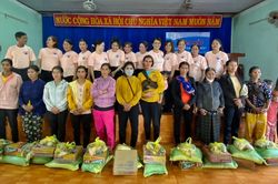 Ra mắt câu lạc bộ 'Thiện nguyện' tại huyện Chư Pưh
