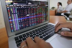 Chứng khoán sáng 3/10: Thị trường u ám
