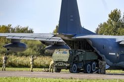 Reuters: Mỹ sẽ gửi thêm 4 HIMARS cho Ukraine