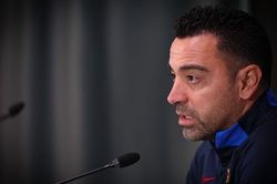 Barca có thể thắng Inter bằng hàng thủ 3 người