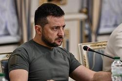 Tổng thống Zelensky ký sắc lệnh chặn khả năng đàm phán với Tổng thống Putin