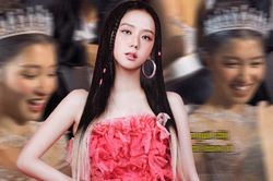 Á hậu Phương Nhi 'mắt sáng rỡ' khi được fan tặng card Jisoo (BLACKPINK), dễ thương đến thế là cùng!