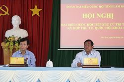 Đoàn ĐBQH tiếp xúc cử tri tại Lâm Hà