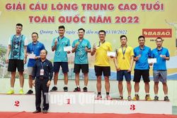 Đoàn Tuyên Quang giành 3 Huy chương Đồng tại Giải cầu lông trung cao tuổi toàn quốc