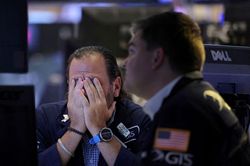 Nỗi lo 'bóng ma Lehman Brothers' trở lại