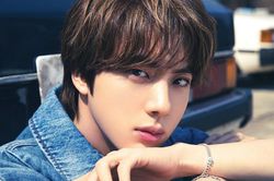 Jin BTS đứng đầu Top 100 người nổi tiếng Châu Á hấp dẫn nhất 2022