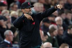 Bóng đá hôm nay 5/10: Antony phớt lờ yêu cầu của Ten Hag, Klopp đổi chiến thuật với Liverpool