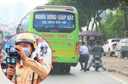 Cảnh sát Hà Nội hóa trang xử lý xe khách chạy 'rùa bò'