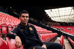 Erik ten Hag cuối cùng cũng để Casemiro đá chính cho MU