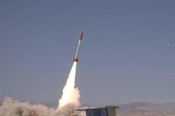 Iran phóng thành công tàu kéo không gian chế tạo trong nước