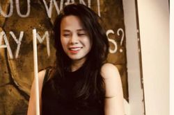 Khoe ảnh đi chơi bida, netizen bất ngờ khen ngợi vợ Shark Bình 'không sai chính tả'