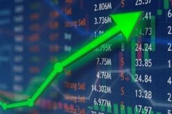 VN-Index bật tăng gần 30 điểm